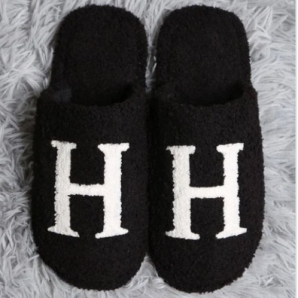 Combo blanket/slippers set black - Picture 3 of 5